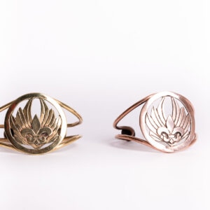 Brazalete Corona Lis Alada - Image 5